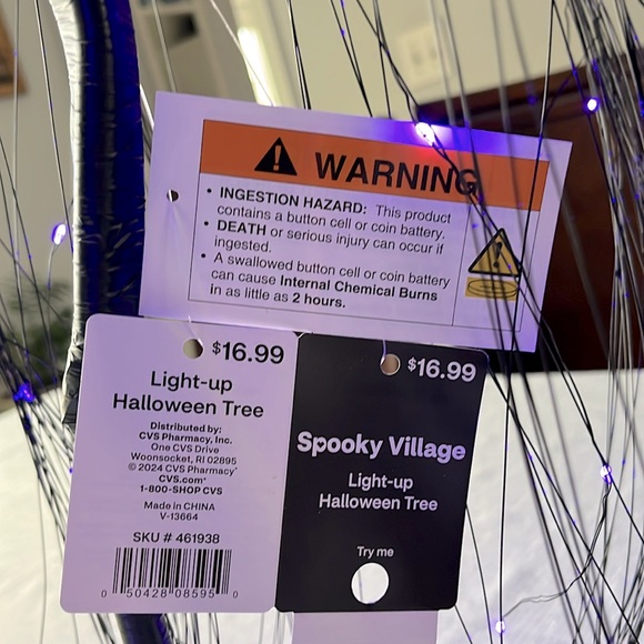 SPOOKY VILLAGE LIGHT-UP HALLOWEEN TREE - Picture 4 of 6